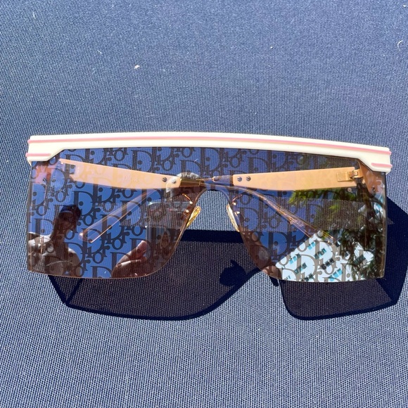 Dior Accessories - DIOR Club M1U Oblique Mask Sunglasses